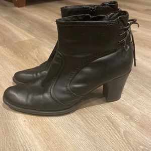 Tamaris black ankle boots
